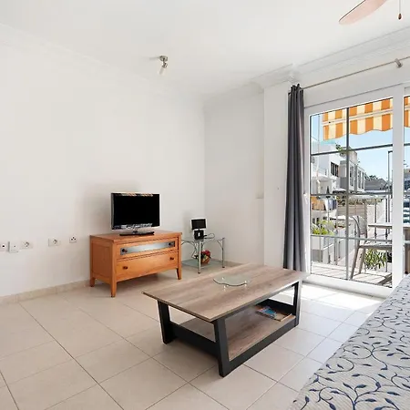 Bahia La Caleta 3 Apartment